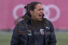 A - Junioren Bundesliga Süd/Südwest -  Saison 2021/2022 - FC Ingolstadt 04 - 1. FC Saarbrücken - Sabrina Wittmann Trainerin FCI - Foto: Meyer Jürgen