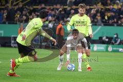 DFB Pokal; Borussia Dortmund - FC Ingolstadt 04; Merlin Röhl (34, FCI) Pongracic Marin (34 BVB) Hummels Mats (15 BVB)