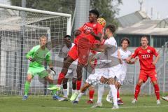 A-Junioren - Bundesliga Süd Fc Ingolstadt 04 - Eintracht Frabkfurt -  Udebuluzor Michael rot FCI - Obert Juri Torwart Frankfurt - Foto: Meyer Jürgen