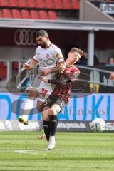 3. Liga; FC Ingolstadt 04 - Rot-Weiss Essen; Zweikampf Kampf um den Ball Kefkir Oguzhan ( RWE) Denis Linsmayer (23, FCI)