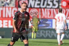 2.BL; FC Ingolstadt 04 - Fortuna Düsseldorf; Spiel ist aus, Niederlage, hängende Köpfe Enttäuschung, Fatih Kaya (9, FCI)