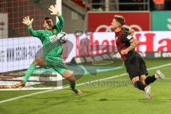 3. Liga; FC Ingolstadt 04 - Borussia Dortmund II; Tor ungültig Julian Kügel (31, FCI) Torwart Lotka Marcel (35 BVB2)