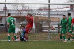 A-Klasse -  Saison 2025/26- TSV Baar/Ebenhausen - SV Manching II - Nico Köppe rot Ebenhausen - Niklas Märkl TW Manching - Tobias Reichart grün Manching #8 - Foto: Meyer Jürgen