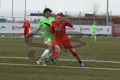 2. Frauen-Bundesliga - Saison 2021/2022 - FC Ingolstadt 04 - VFL Wolfsburg II - Gholami Hasti Wolfsburg grün - Maier Ramona (#18 FCI) - Foto: Meyer Jürgen