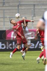 3. Liga; FC Ingolstadt 04 - SV Waldhof Mannheim; Zweikampf Kampf um den Ball Jonas Scholz (15, FCI) Vincent Thill (12)