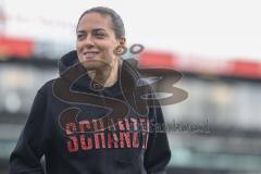 3. Liga; SC Verl - FC Ingolstadt 04; vor dem Spiel Cheftrainerin Sabrina Wittmann (FCI)