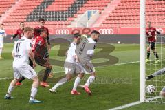 3. Liga - FC Ingolstadt 04 - Waldhof Mannheim - Im Gewirr trifft Caniggia Ginola Elva (14, FCI) zum 1:0 Tor Jubel, Ferati Arianit (10 Mannheim) Martinovic Dominik (11 Mannheim) Torwart Königsmann Timo (1 Mannheim)