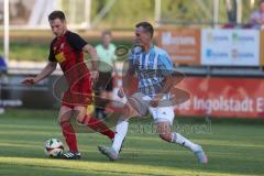 Kreisliga - Saison 2025/26- SV Kasing - FC Sandersdorf - Thomas Kuttenberger blau Sandersdorf - Martin Oblinger rot Kasing - Foto: Meyer Jürgen