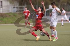 Kreisklasse - Saison 2023/24 - MTV Ingolstadt - TSV Kösching  - Erick Pereira De Aroujo weiss MTV - Stefan Winzinger rot Kösching - Foto: Meyer Jürgen