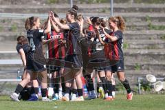 2. Bundesliga Frauen - Saison 2025/26 - FC Ingolstadt 04 Frauen - Borussia Mönchengladbach - Abklatschen vor dem Spiel - XXXXX - Foto: Meyer Jürgen