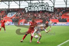 3. Liga; FC Ingolstadt 04 - SSV Jahn Regensburg; Yann Sturm (7, FCI) Oliveira Nicolas (25 SSV) Zweikampf Kampf um den Ball