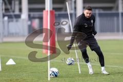 3. Liga; FC Ingolstadt 04 - Trainingsauftakt im Audi Sportpark, Trainingsgelände; Pascal Testroet (37, FCI)