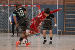 Hallenturnier MTV Ingolstadt - Saison 2025/26 - Türkisch SV Ingolstadt - SV Manching - Emanuel Gstettner schwarz Manching - Ahmet Altay rot Türkisch - Foto: Meyer Jürgen