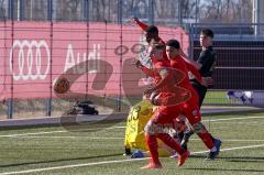 A - Junioren Bundesliga Süd/Südwest -  Saison 2021/2022 - FC Ingolstadt 04 - FC Bayern München - Wenig Marcel #8 schwarz München mit einer Torchance - Bock Julian Torwart (#33 FCI) - Nduka Donald (#4 FCI) - Riedl Fabio (#18 FCI) - Foto: Meyer Jürgen