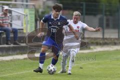 Kreisklasse - Saison 2023/2024 - TSV Großmehring - SV Buxheim - Fabio Münzhuber blau Großmehring - Josef Meier weiss Buxheim - Foto: Meyer Jürgen