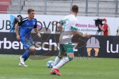 2.BL; FC Ingolstadt 04 - Werder Bremen, Denis Linsmayer (23, FCI) Mitchell Weiser (8 Bremen)