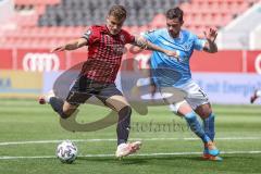 3. Liga - FC Ingolstadt 04 - TSV 1860 München - Angriff lauf Dennis Eckert Ayensa (7, FCI) Erdmann Dennis (13, 1860) stört