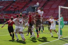 3. Liga - FC Ingolstadt 04 - FSV Zwickau - Ecke Getümmel am Zwickauer Tor, Torwart Brinkies Johannes (1 Zwickau) Stefan Kutschke (30, FCI) Nico Antonitsch (5, FCI)