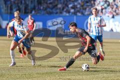 3. Liga; FC Hansa Rostock - FC Ingolstadt 04; Zweikampf Kampf um den Ball Deniz Zeitler (38, FCI) Mejdr Jan (19 HR)