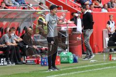 2.BL; FC Ingolstadt 04 - 1. FC Nürnberg - Cheftrainer Roberto Pätzold (FCI) beschwert sich