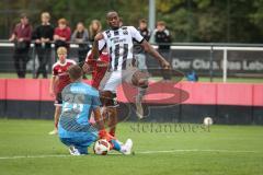 Saison 2026/27 - Freundschaftsspiel - 1. FC Nürnberg - FC Ingolstadt 04 - Joseph Ganda (Nr.16 - FCI) mit einer Torchance - Torwart Christian Mathenia (Nr.26 - FCN) - Foto: Meyer Jürgen