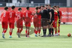 A-Junioren Bundesliga  - Saison 2023/24 - A-Junioren - FC Ingolstadt 04 - TSV 1860 München - XXXDie Mannschaften begrüßen sich - XX - XXXXX - Foto: Meyer Jürgen