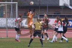 2. Bundesliga Frauen - Saison 2024/25 - FC Ingolstadt 04 Frauen - Eintracht Frankfurt II - Torwart Franziska Maier (Nr.1 - FCI Frauen) hält den Ball sicher - XXXXX - Foto: Meyer Jürgen