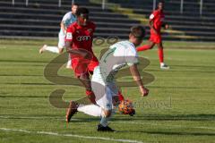 A-Junioren Bundesliga Süd/Südwest - Saison 2021/22 - FC Ingolstadt 04  - SpVgg Greuther Fürth - Udebuluzor Michael rot FCI - Näpflein Lukas #2 Greuther Fürth - Foto: Jürgen Meyer