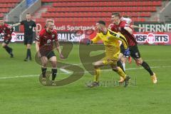 3. Fußball-Liga - Saison 2020/2021 - FC Ingolstadt 04 - FC Viktoria Köln - Der 1:1 Ausgleichstreffer durch Torwart Fabijan Buntic (#24,FCI)  - jubel - Stefan Kutschke (#30,FCI)  - IImari Niskanen (#22,FCI) - Foto: Meyer Jürgen