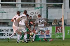Kreisliga - Saison 2023/24 - Relegation zur BZL - FC Gerolfing - SV Aschau - Turbulente scenen im Strafraum von Gerolfing - Stefan Oberbauer weiss Aschau #18 re-  - Den Lovric grün Gerolfing sitzend - Foto: Meyer Jürgen