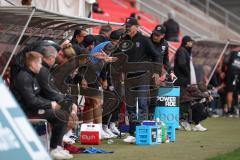 3. Liga - Saison 2026/27 - FC Ingolstadt 04 - SV Wehen Wiesbaden - Cheftrainer Achim Beierlorzer (FCI) abklatschen nach dem Spiel - XXXXX - Foto: Meyer Jürgen