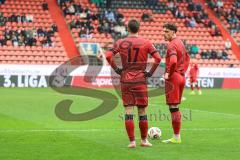 3. Liga; FC Ingolstadt 04 - TSV Havelse; Freistoß Absprache Max Besuschkow (17, FCI) Dennis Kaygin (10, FCI)