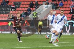 2.BL; FC Ingolstadt 04 - Karlsruher SC; Christian Gebauer (22, FCI) Schuß Kobald Christoph (22 KSC)