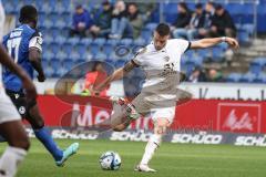 3. Liga; Arminia Bielefeld - FC Ingolstadt 04; Schuß Ryan Malone (16, FCI)