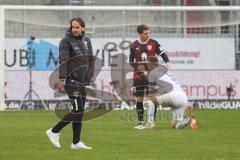 2.BL; FC Ingolstadt 04 - SV Darmstadt 98; Niederlage, hängende Köpfe Cheftrainer Rüdiger Rehm (FCI) Denis Linsmayer (23, FCI) Tietz Phillip (9 SVD)