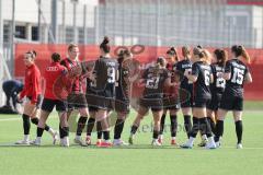 2. Bundesliga Frauen - Saison 2024/25 - FC Ingolstadt 04 Frauen - SC Freiburg II - Abklatschen vor dem Spiel - XXXXX - Foto: Meyer Jürgen