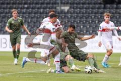3. Liga; VfB Stuttgart 2 - FC Ingolstadt 04;  Zweikampf Kampf um den Ball Sebastian Grönning (11, FCI) Lukas Fröde (34, FCI) Simnica Luan (15 VFB) Schumann Frederik (3 VFB) Kastanaras Thomas (9 VFB)