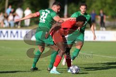 Freundschaftsspiel - Saison 2023/2024 - SV Manching - FC Ingolstadt 04 - Michael Udebuluzor (Nr.24 - FCI U21) - Daniel Spieß (Nr.22 - SV Manching) -  - Foto: Meyer Jürgen