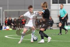 2. Bundesliga Frauen - Saison 2023/24 - FC Ingolstadt 04 Frauen - Borussia Mönchen Gladbach - Ivana Slipcevic (Nr.8 - FCI) - Klensmann Paula weiss Gladbach - Foto: Meyer Jürgen