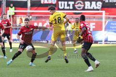 3. Liga; FC Ingolstadt 04 - Borussia Dortmund II; Papadopoulos Antonios ( BVB2) Pascal Testroet (37, FCI) Moussa Doumbouya (27, FCI) 
