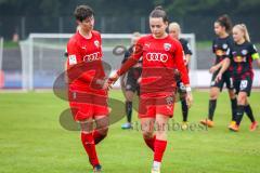 2. Fußball-Liga - Frauen - Saison 2022/2023 - FC Ingolstadt 04 - RB Leipzig - Petz Anna (Nr.16 - FC Ingolstadt 04 ) - Vidovic Paula (Nr.11 - FC Ingolstadt 04 ) beim abklatschen auf dem Weg in die Kabine - enttäuscht - traurig - Foto: Meyer Jürgen