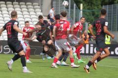 3. Liga - Saison 2025/26 - Energie Cottbus - FC Ingolstadt 04  - Jonas Scholz (Nr.15 - FC Ingolstadt 04) - Simon Lorenz (Nr.32 - FC Ingolstadt 04) - Foto: Meyer Jürgen