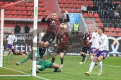 2.BL; FC Ingolstadt 04 - Erzgebirge Aue; Torchance Patrick Schmidt (32, FCI) Torwart Männel Martin (1 Aue)