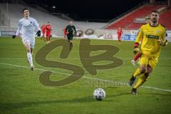 3. Liga - FSV Zwickau - FC Ingolstadt 04 - Merlin Röhl (34, FCI) kommt zu spät, Torwart Brinkies Johannes (1 Zwickau)