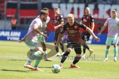 3. Liga; FC Ingolstadt 04 - Würzburger Kickers; Lars Lokotsch (13, FCI) Hägele Daniel (22 WKI)
