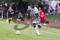 Toto-Pokal - VfB Forstinning - FC Ingolstadt 04; Obed Ugondu (17, FCI) Angriff