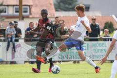 Testspiel; 3. Liga; TSV Berching - FC Ingolstadt 04; Daouda Beleme (9, FCI) Zweikampf Kampf um den Ball