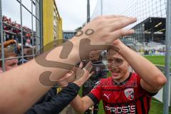 3.Liga - Saison 2022/2023 - TSV 1860 München - FC Ingolstadt 04 -  Das Spiel ist aus - Jubel  - Die Mannschaft bedankt sich bei den Fans -Tanzen - Foto: Meyer Jürgen - Dominik Franke (Nr.3 - FCI) -