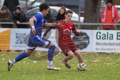Kreisliga - Saison 2025/26- TSV Kösching - SV Zuchering - Leander Friedl rot Zuchering - Andrej Jozak blau Kösching - Foto: Meyer Jürgen
