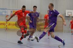 Lotto - Hallen - Bayerncup - Oberbayern -  Saison 2022/2023  - FC Fatih Ing - MTV Ingolstadt - 2:0 - Halbfinale - Deniz Sari #17 rot FC Fatih - Drazen Lovric #8 lila rechts MTV Ing - Foto: Meyer Jürgen